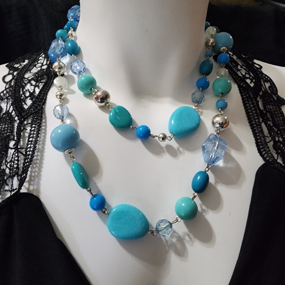 Vintage Long Silver Toned Chunky Blue Turquoise Colored Beaded Necklace 38"